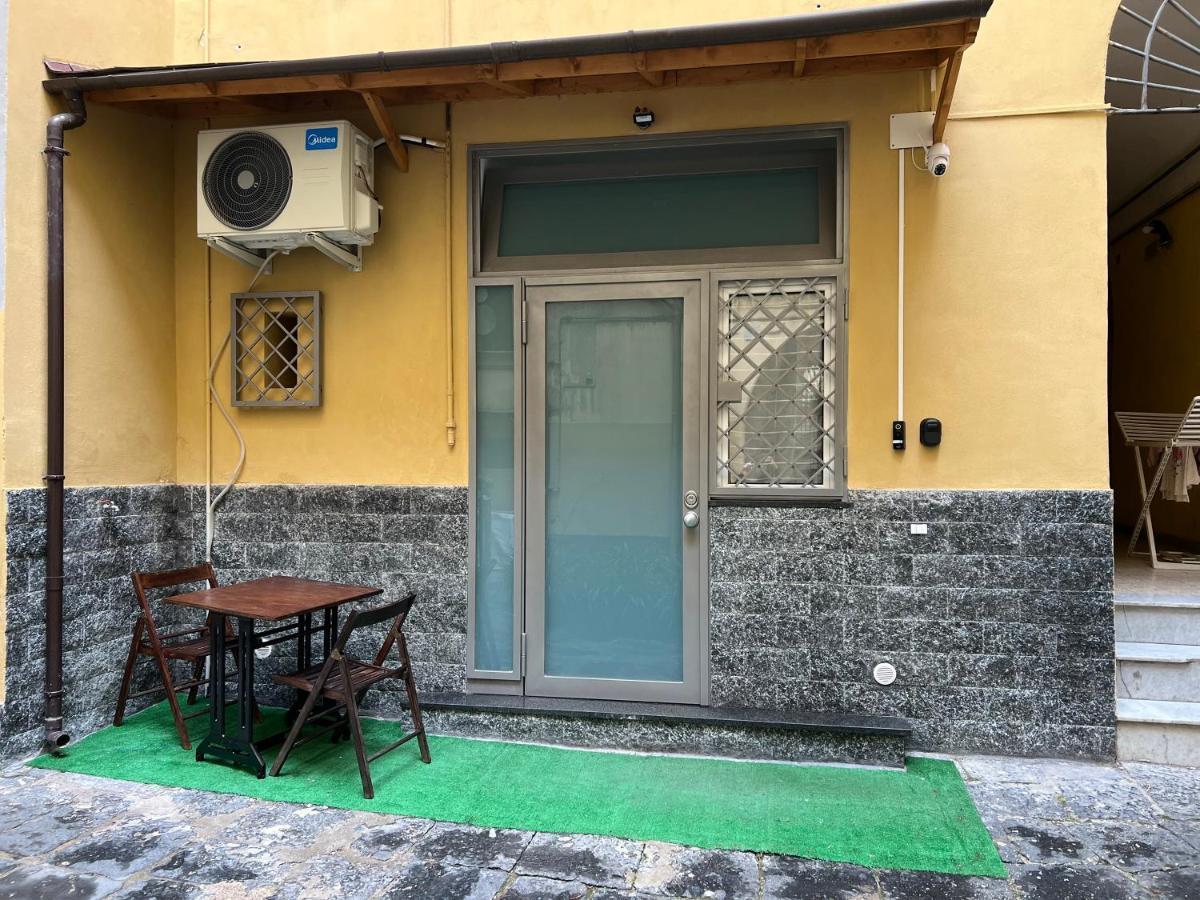 شقة Casa Fiore نابولي المظهر الخارجي الصورة